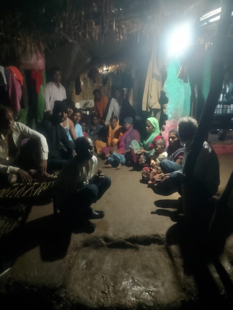 अमळनेर तालुक्यात पूरस्थिती, ८० कुटुंबं उघड्यावर.
