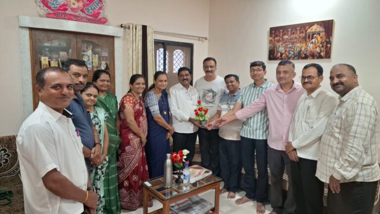 हिंदी अध्यापक मंडळाच्या नव्या कार्यकारिणीची निवड : राजेंद्र पाटील अध्यक्षपदी.