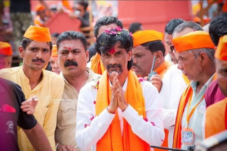 मराठा समाजाच्या मागण्यांना सरकारची सकारात्मक दाद; निर्णयांची पावले पुढे टाकली.