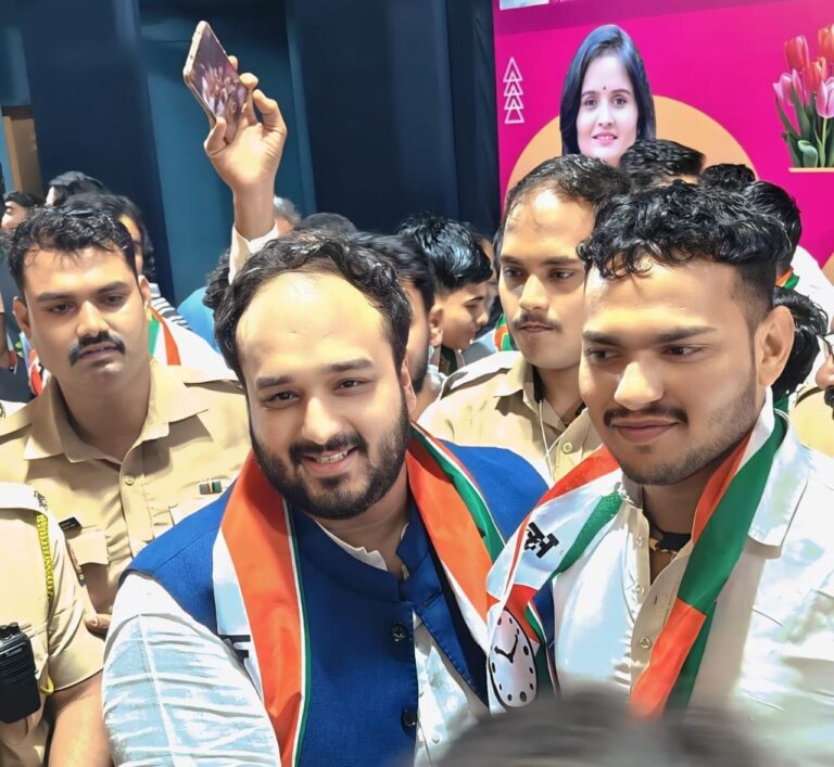 अमळनेरातील सामाजिक कार्यकर्ते इमरान आरिफ भाया तेली यांचा राष्ट्रवादी काँग्रेस पक्षात प्रवेश.