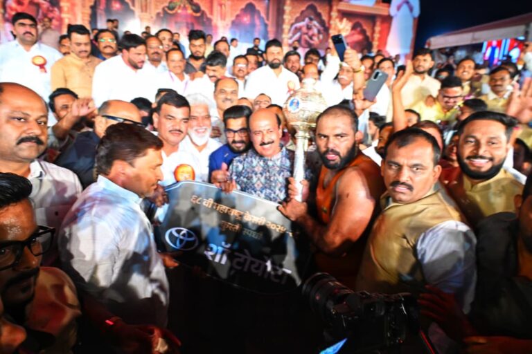 नाशिक के हर्षवर्धन सदगीर बने महाराष्ट्र केसरी के मानकरी